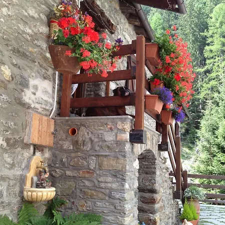 St Rhemy House Chalet